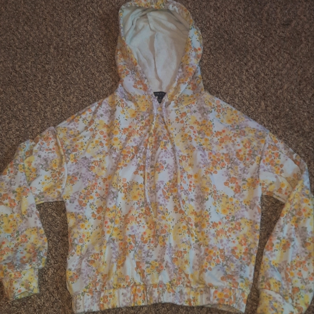 Olivia&Vivian Size Small Cropped Floral Hoodie with drawstring